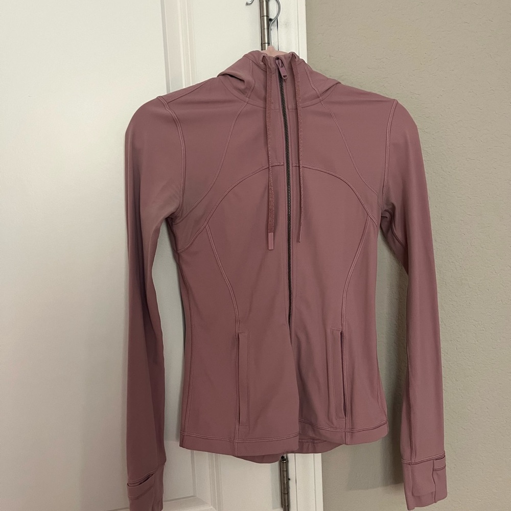 Lululemon Nulu Hooded Define Jacket in Pink Taupe